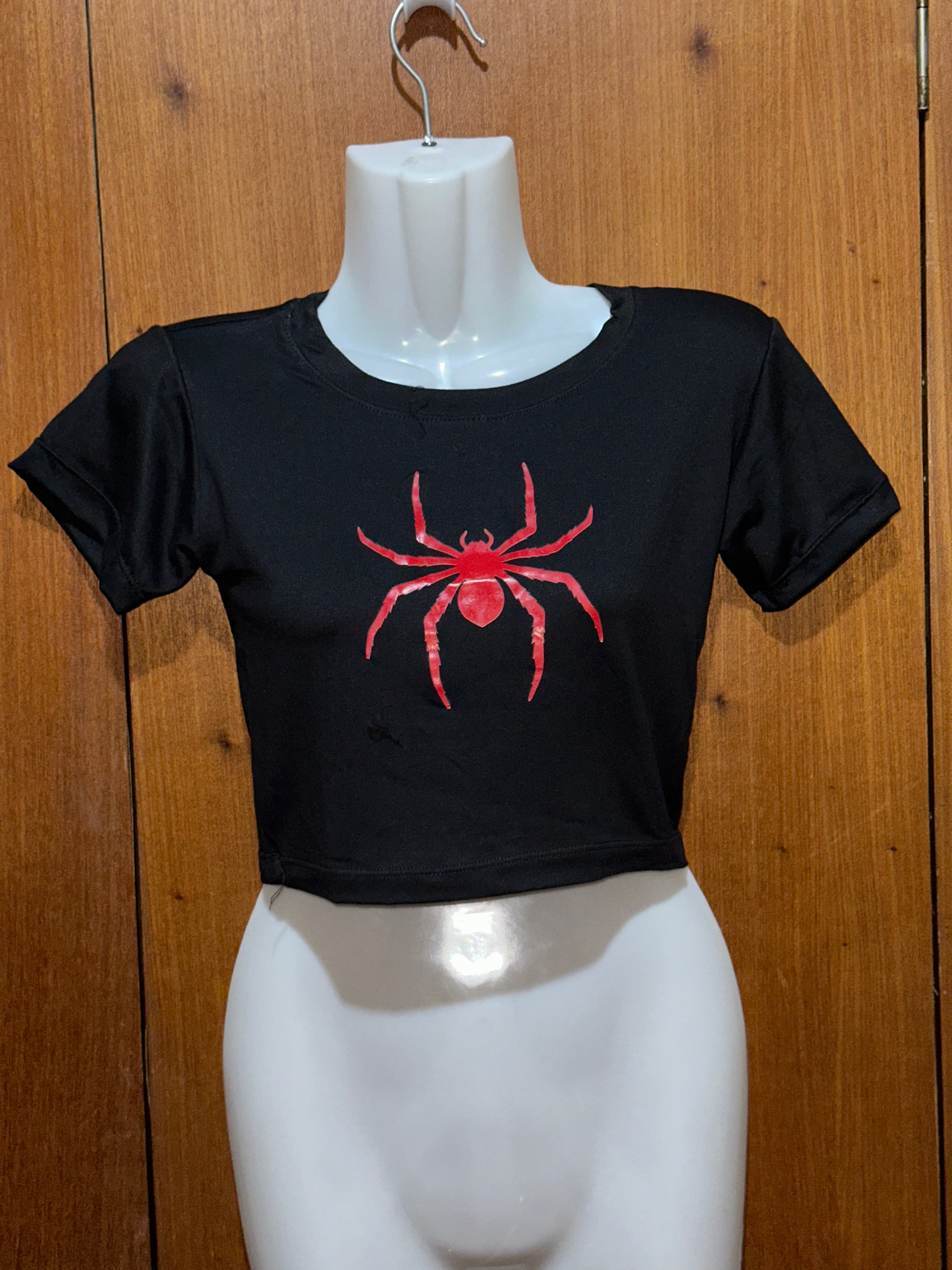 Croptop Negro Spiderman